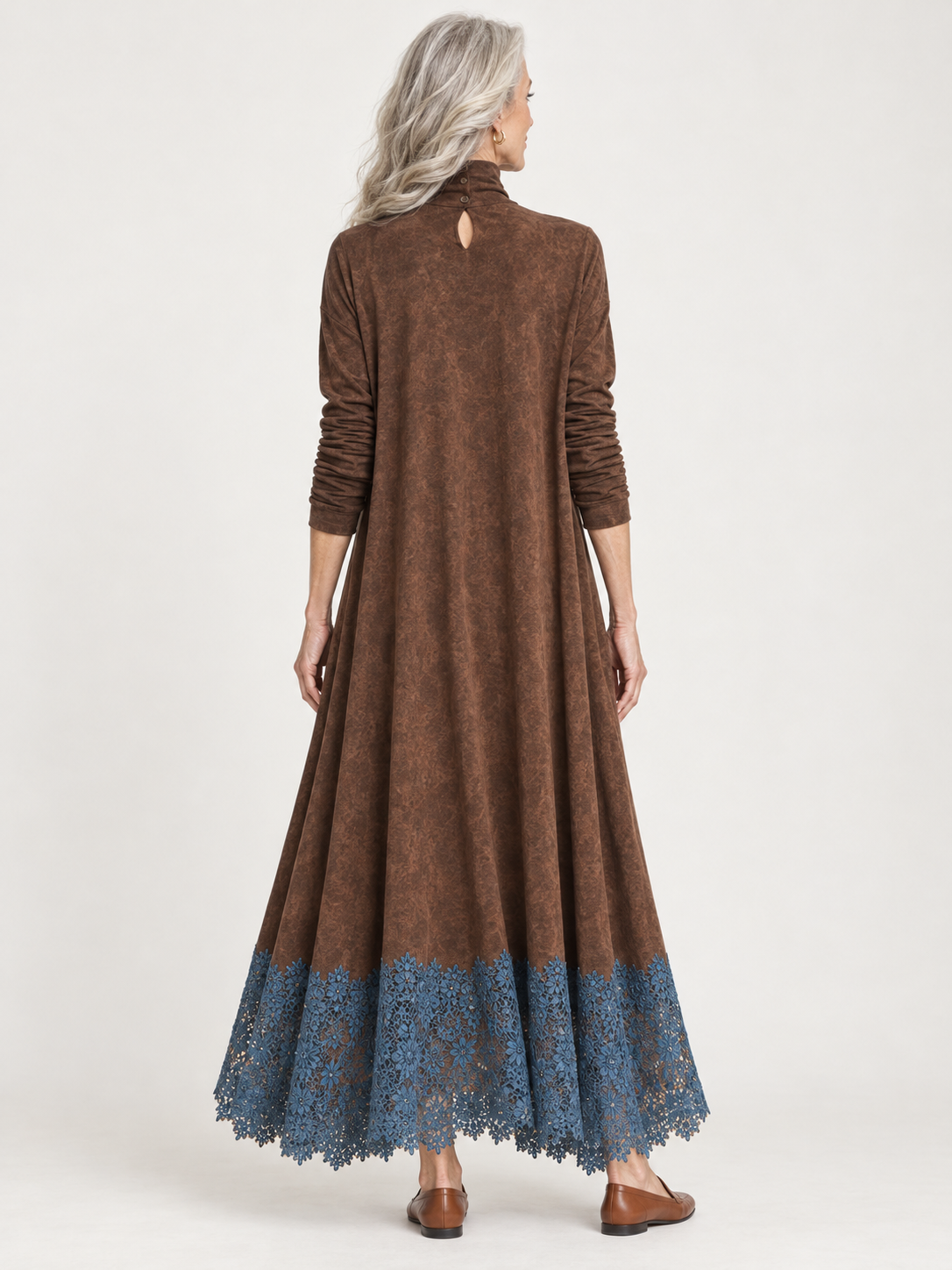 Fern lace-hem maxi dress in chocolate #color_chocolate